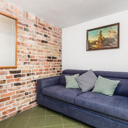 1 Bedroom Gorgeous Apartment In Lovran Bagian luar foto