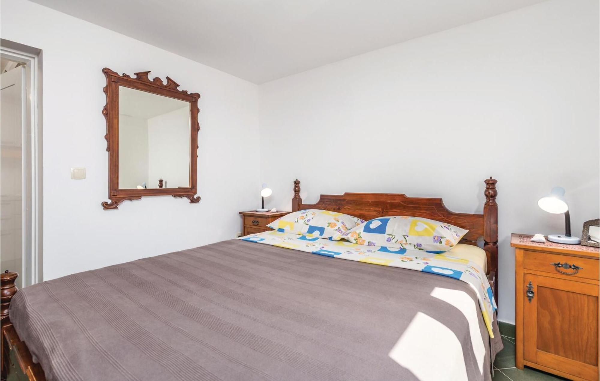 1 Bedroom Gorgeous Apartment In Lovran Bagian luar foto